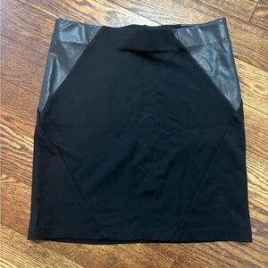 Dynamite black mini skirt size medium